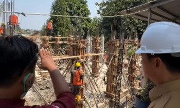 Monitoring Pembangunan Ruang Kelas Baru SMPN 13 Kota Bogor Bersama Inspektorat