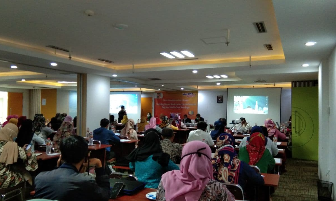 Workshop Literasi Membaca dan Literasi Numerasi Bagi Guru Sekolah Dasar Kota Bogor