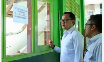 Bima Arya Cek Ruang Atap Sekolah Ambruk, Pemkot Bogor Anggarkan Perbaikan