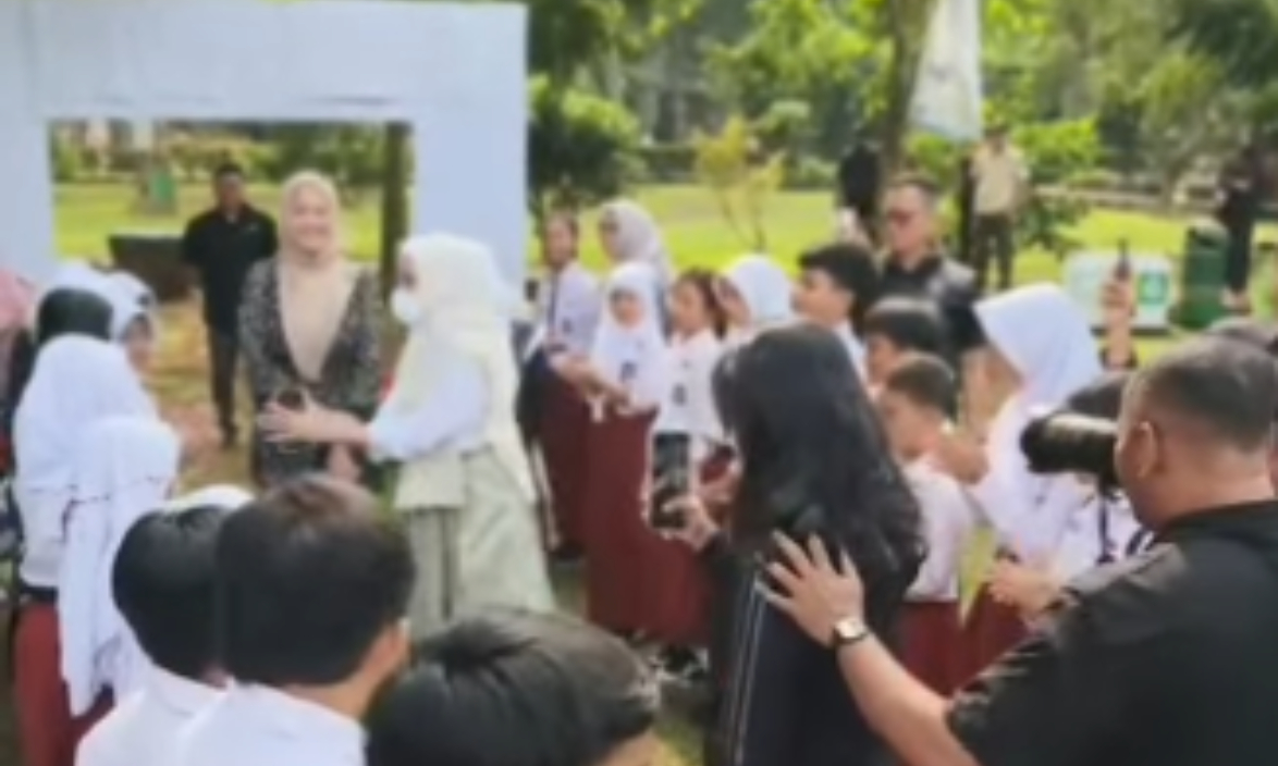 Festival Flora dan Fauna SDN Julang di Taman Heulang Bogor