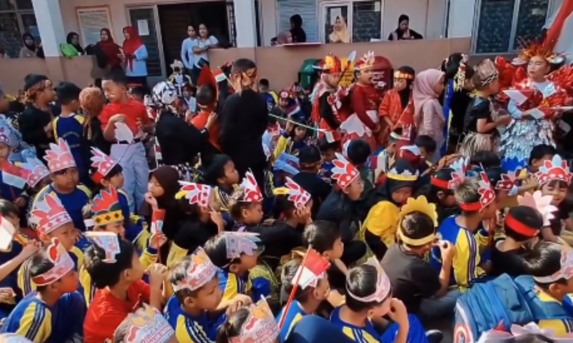Kemeriahan peringatan kemerdekaan di SD Negeri Muarasari 3 